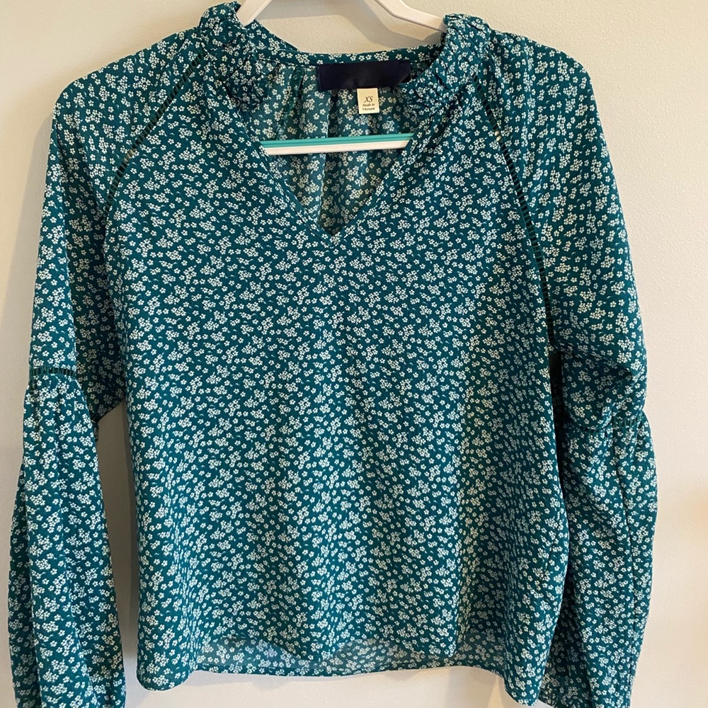 Super cute blouse